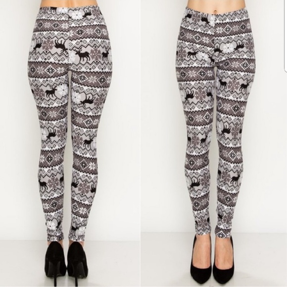 COZY HOLIDAY LEGGINGS - Picture 4 of 4